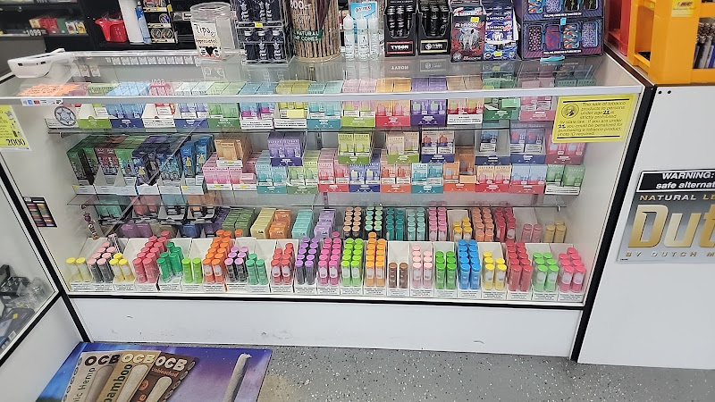 Kenmore smoke shop in Kenmore