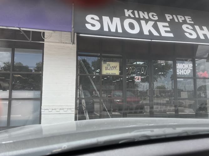 King Pipe Smoke Shop in Fort Worth