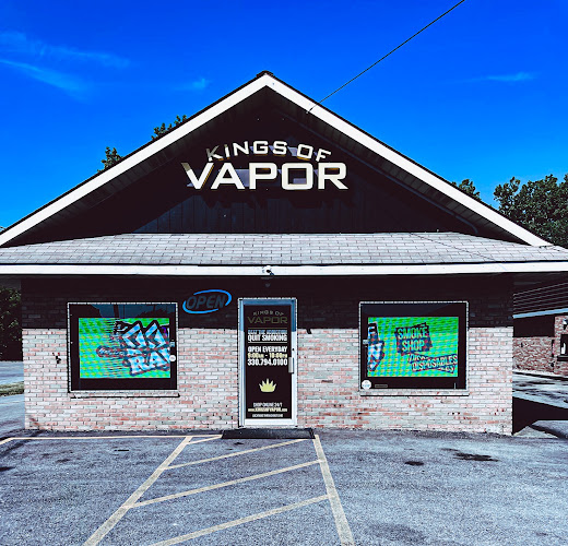 Kings of Vapor and Smoke in Akron