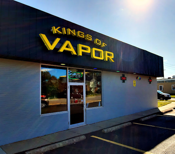 Kings of Vapor and Smoke in Cuyahoga Falls