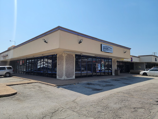 Knucklehead's Tobacco & Gifts in Austin