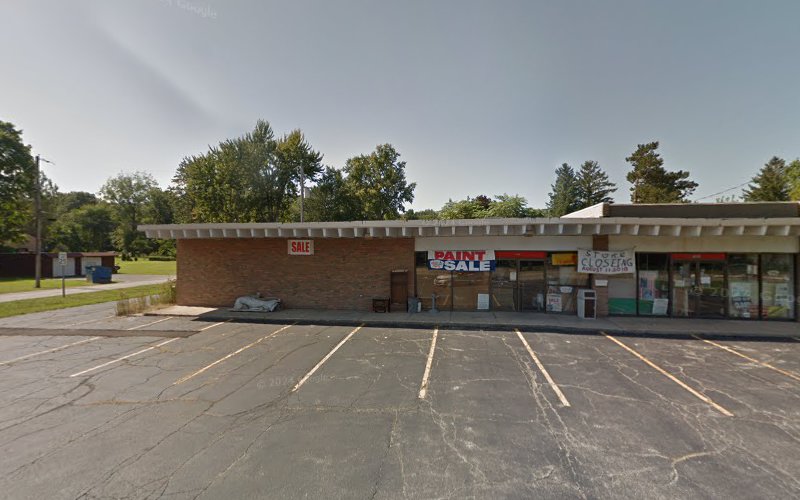 lake Market in Elyria