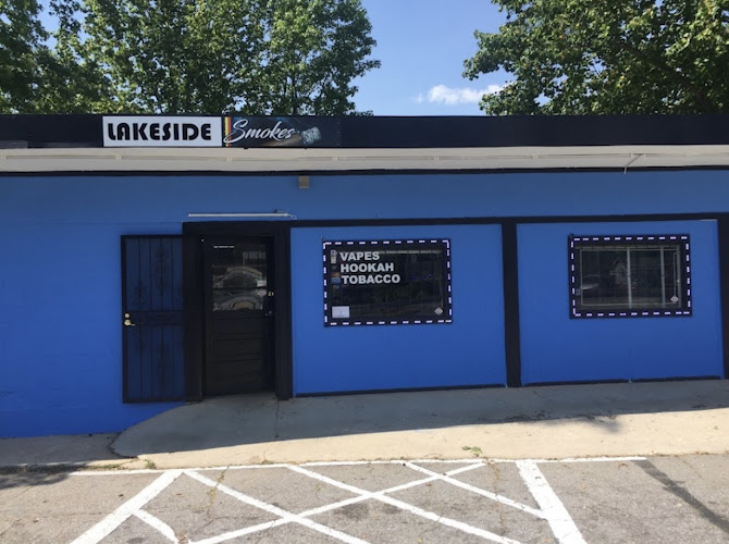 Lakeside Smokes in Gainesville