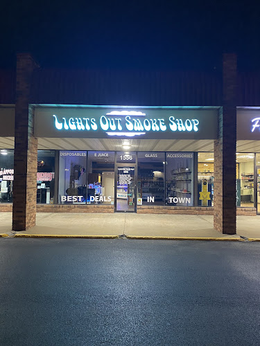 Lights Out Smoke Shop in Cadillac