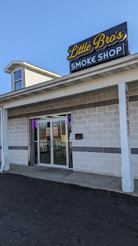 Little Bros Smoke Shop in Campbell