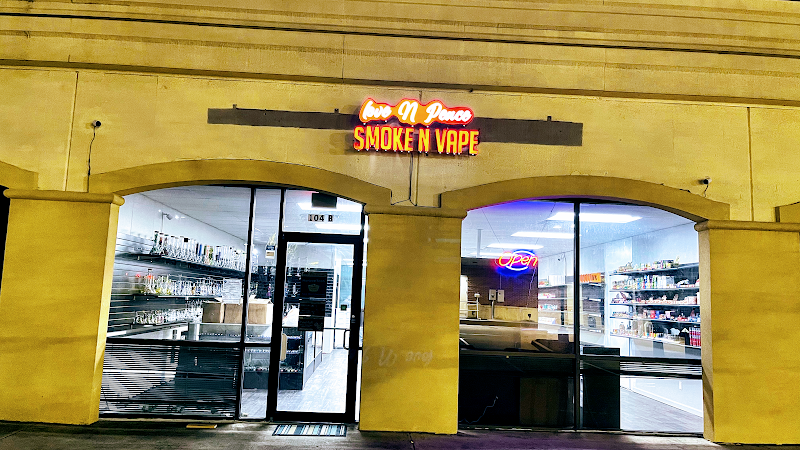 Love n Peace Smoke & Vape in Addison