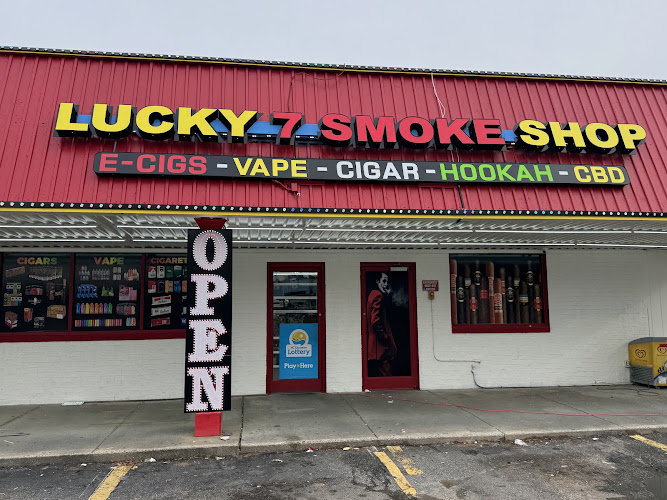 Lucky 7 smoke shop in Winterville