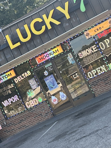 Lucky 777’s Tobacco & Vapes in Fayetteville