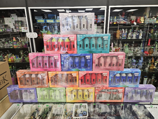 Lucky One Tobacco in Port Orchard