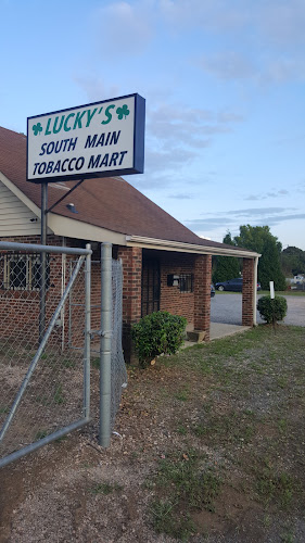 Lucky's Tobacco Mart in Kannapolis