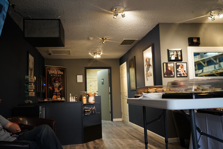Luxury Cigar Club - Lounge in Cottonwood
