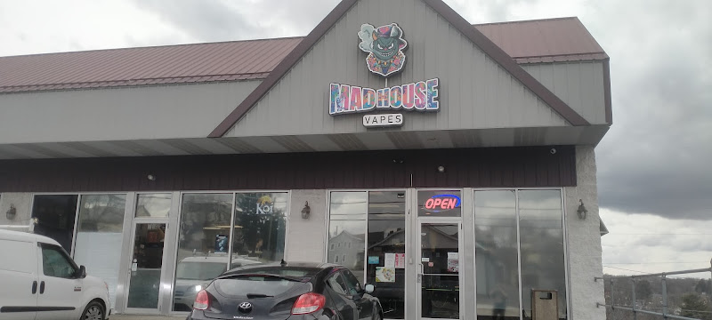 Mad House Vapes in Uniontown