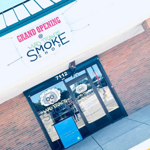 Mad Trav's Smoke Shop in Waterford Township