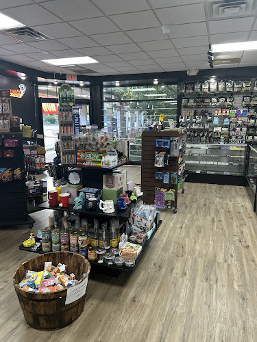 Madhouse Vapes in White Oak