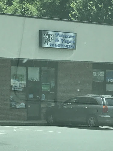 Main street tobacco and vapes in Rockwell