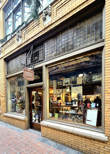 Maison Edwards Tobacconist in Ann Arbor
