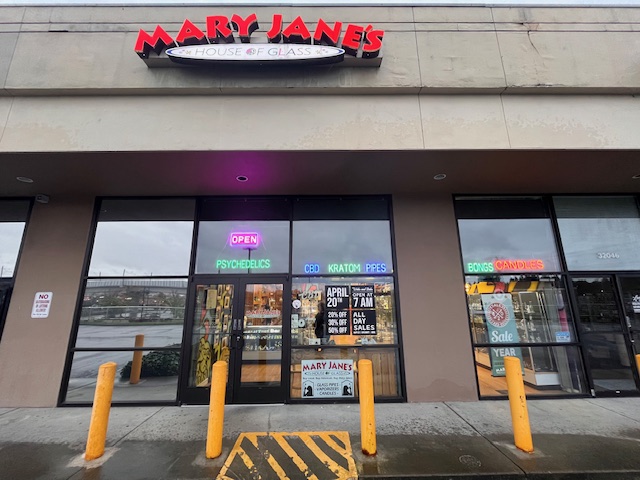 Mary Jane's House of Glass in Federal Way