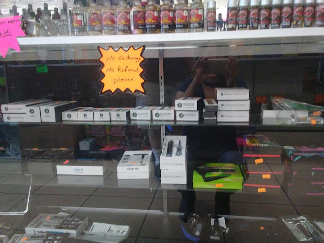 Masters Smoke Shop in Glendale