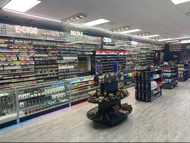 Maxx Tobacco And Vapor in Jacksonville