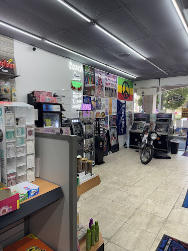 Mile High Smoke and Vape Shop in Sunrise