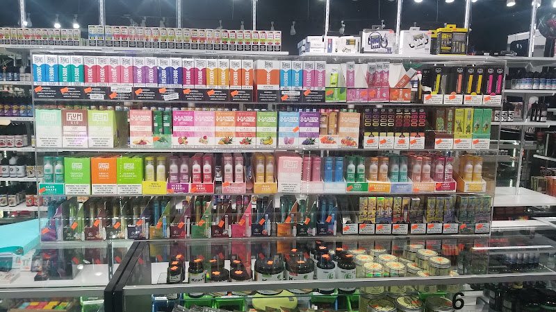 Milton Vape & Smoke - (Greenbox) in Milton