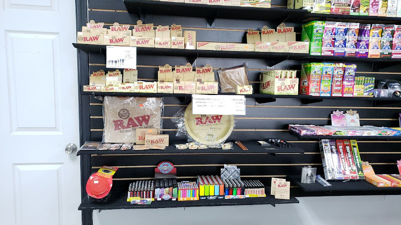 Monkey House Smoke Shop in Hidalgo