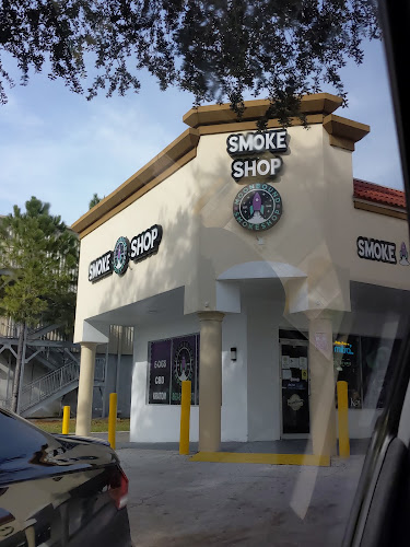 Moon bound smoke shop in Lakeland