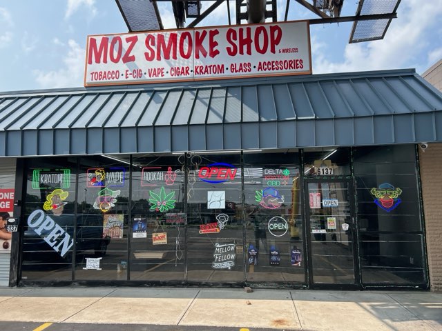 MOZ Smoke Shop & Wireless in Cincinnati