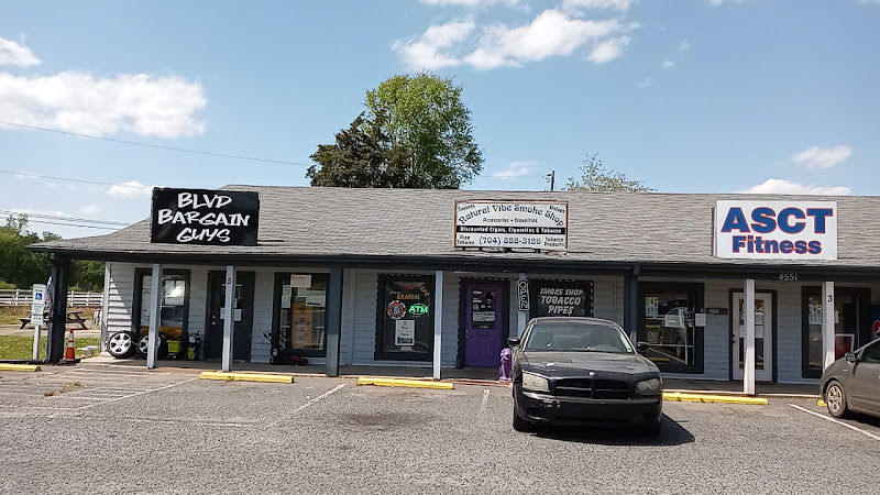 Natural Vibe Smoke Shop in Charlotte