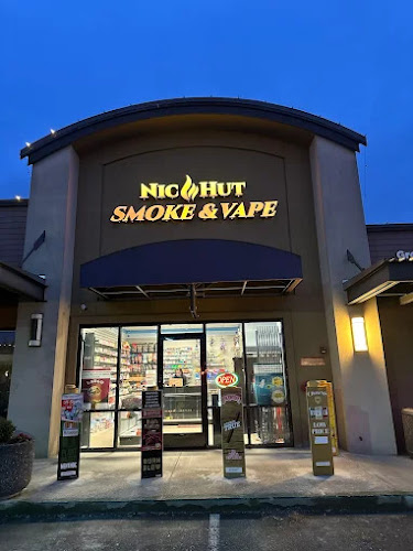 NicHut Smoke & Vape in Bothell
