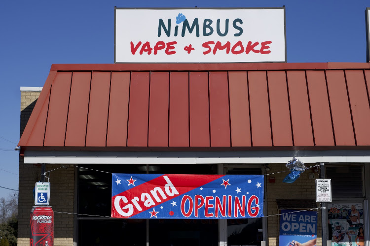 Nimbus Vape & Smoke in Levittown