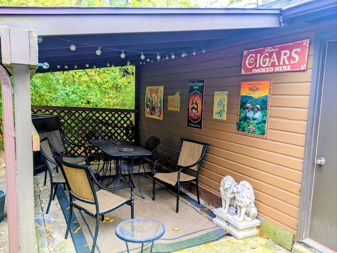 Perfect Ash Cigars in Independence