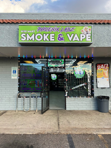 Phoenix Labz Smoke & Vape in Phoenix