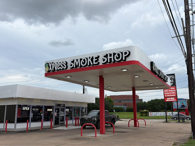 Pineapple Xpress Smoke Shop Stafford in Stafford