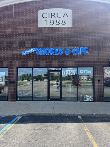 Plainfield smokes and vape in Grand Rapids