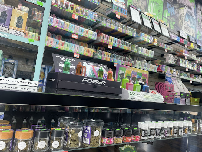 Puffin Vape Smoke Shop in Fort Worth