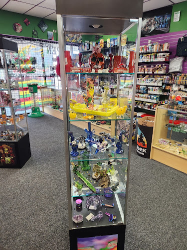 Purple Greens Vape & Glass in Englewood