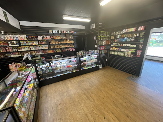 Red Apple 16 Smoke Shop in Belton