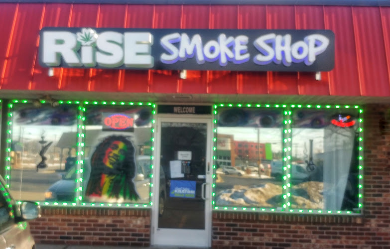 Rise Smoke Shop Fuller in Grand Rapids