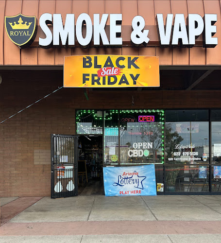 Royal Smoke and Vape in Peoria