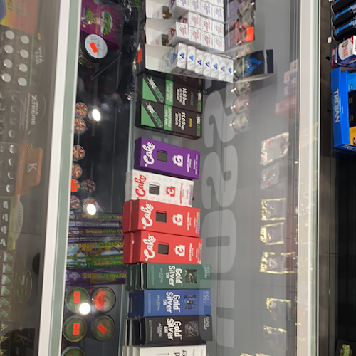 Royal Tobacco & Vapor in Cary