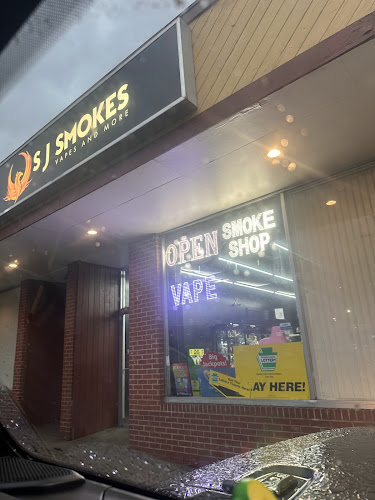 S J Smokes Vapes and more (Smokin' Jay) in Pittsburgh