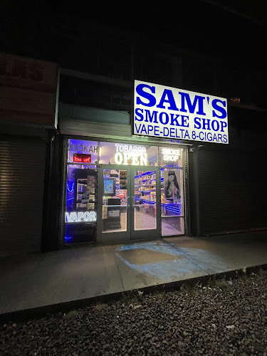 Sam's Smoke Shop in El Paso