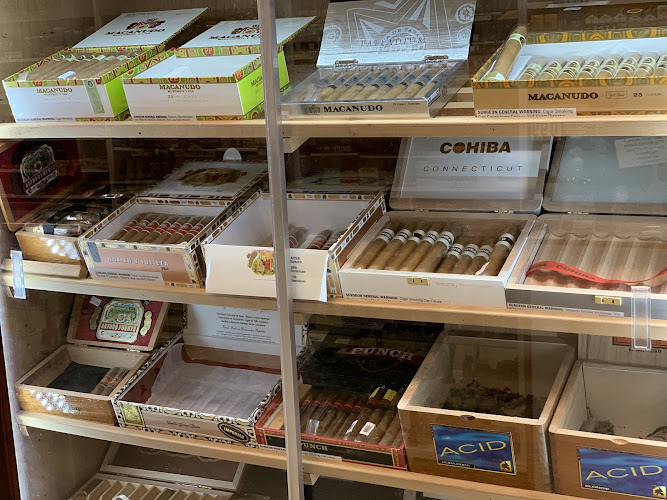 Seattle Hill Smoke & Vape in Everett