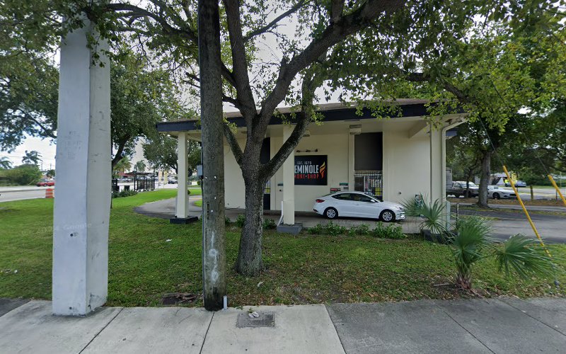 Seminole Smoke Shop in Broadview Park