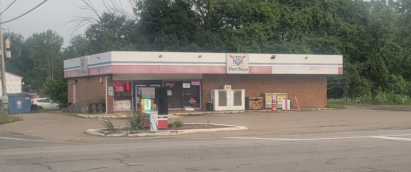 Short Stops Market & Tobacco in Akron