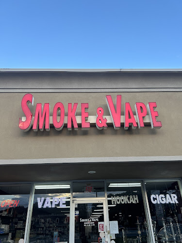 Smoke and Vape in Riverdale