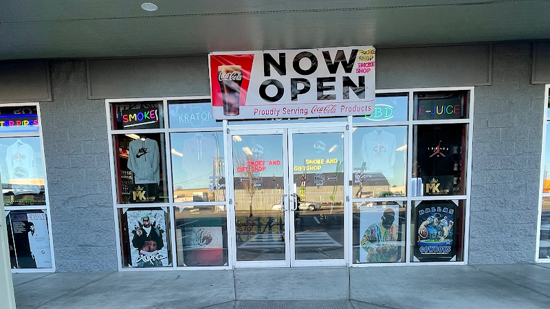 Smoke Mania & Gift Shop in Pasco