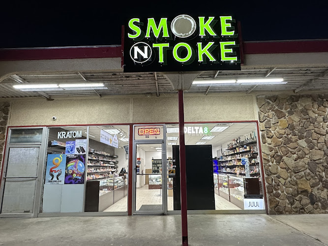 Smoke N Toke in Denton
