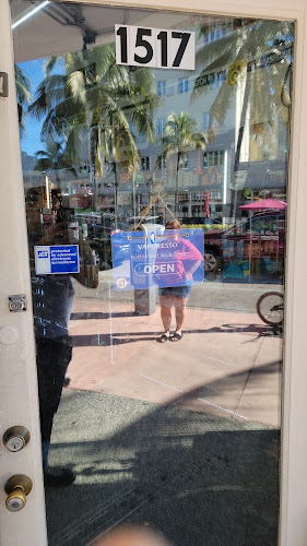 Smoke Shop 2003 in Miami Beach